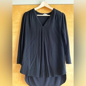 Black Pleione 3/4 sleeve top